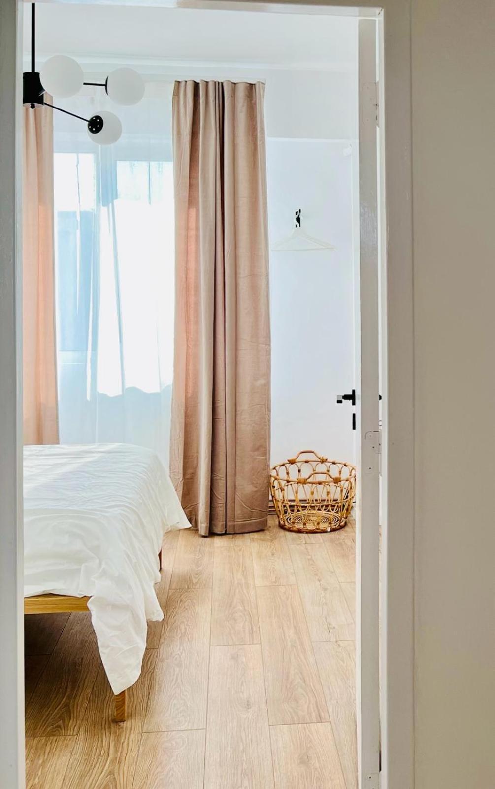 부쿠레슈티 Urban Parkside Retreat Cozy 2-Bed Ap By Metro 아파트 외부 사진